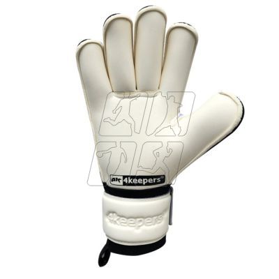 7. 4Keepers Retro IV Black RF Jr S815009 goalkeeper gloves