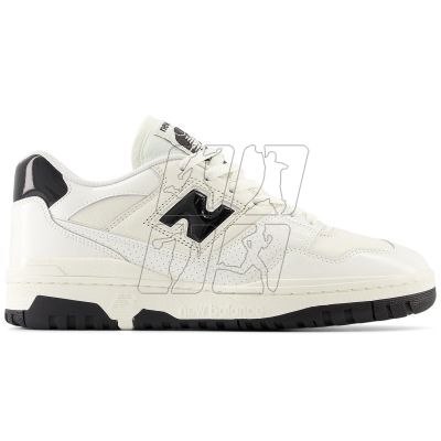 New Balance BB550YKF sports shoes