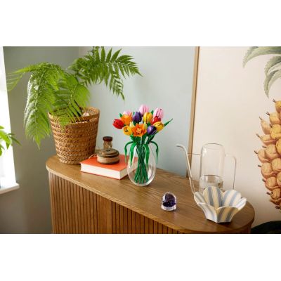 5. LEGO Botanical 11501 Tulip Bouquet