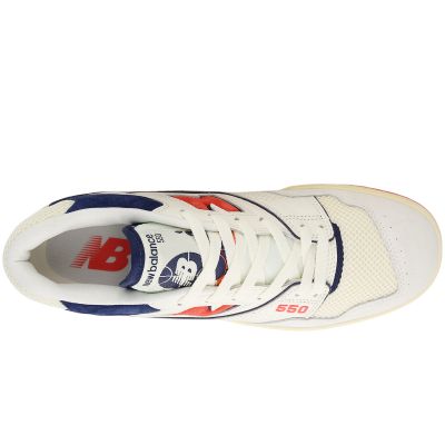 3. New Balance unisex sports shoes BB550CPB