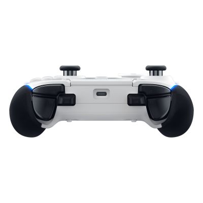 3. Razer Wolverine V2 Pro White Gamepad Analog/Digital PC, PlayStation 5