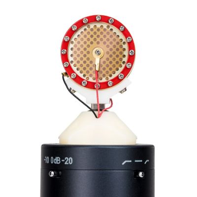 4. sE Electronics sE2300 Black Stage/Performance Microphone