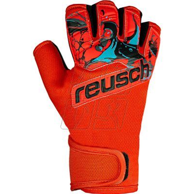 6. Gloves Reusch Futsal Grip M 53 70 320 3333