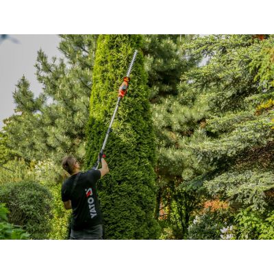 13. YT Pole Hedge Trimmer 600W 51cm