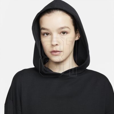 8. Nike Yoga Luxe Sweatshirt W DM6981-010