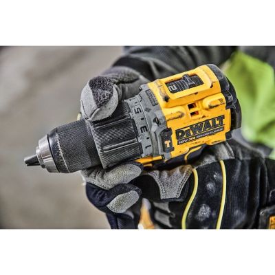 19. 18V BL DCD805NT DEWALT Cordless Drill Driver