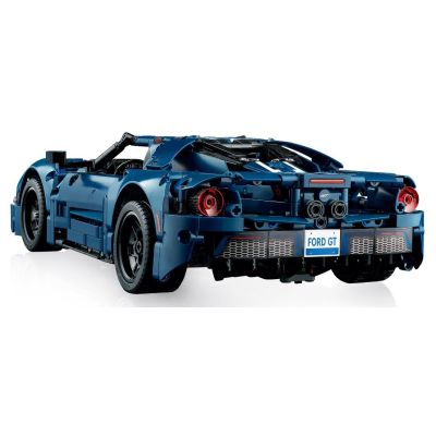 6. LEGO Technic 42154 Ford GT, 2022 Edition