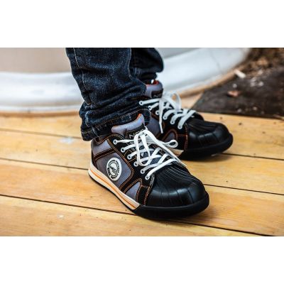 6. NEO tools 82-114 safety footwear