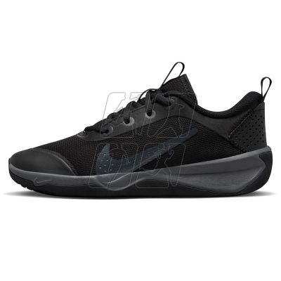 8. Nike Omni Multi-Court Jr. DM9027 001 shoes