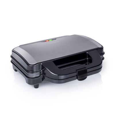 12. Tristar SA-3060 Toaster (900W black and silver)