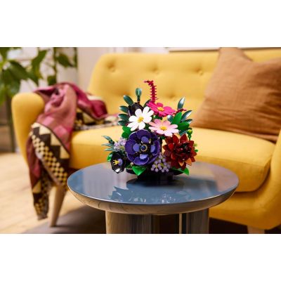 10. LEGO Botanical Collection 11513 - Dark Flower Arrangement