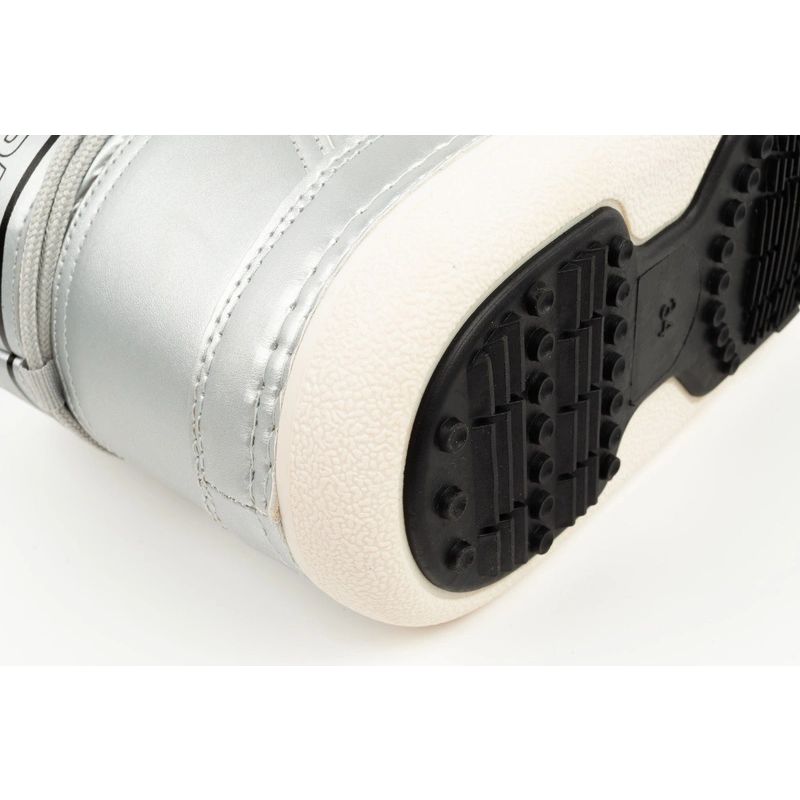 6. O'neill Lisa High silver insulated winter snow boots for girls