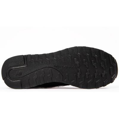 8. New Balance M GM500EB2 shoes