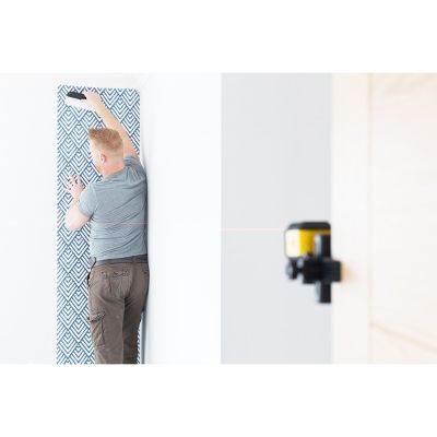 7. Stanley STHT77498-1 Rotary Level Linear Level 12 m