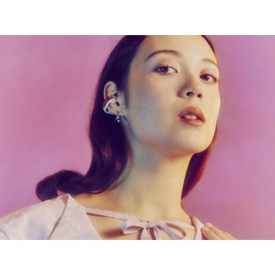 3. Bose Ultra Sunset Idiscent 881046-0900 Open-Back In-Ear Headphones