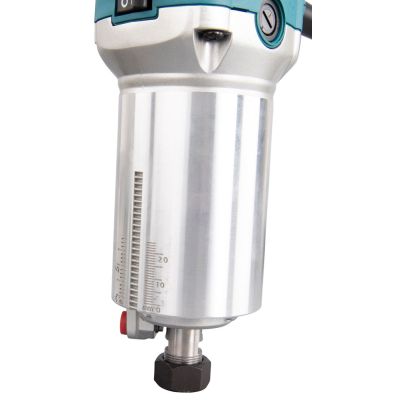 8. 710W MAKITA RT0702CX2J Electric Router and Cutter
