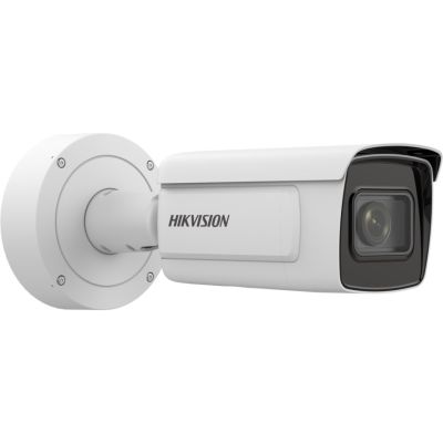 2. Hikvision iDS-2CD7A26G0-IZHS(8-32mm)(C) IP Bullet Security Camera Outdoor 1920 x 1080 px Ceiling / Wall