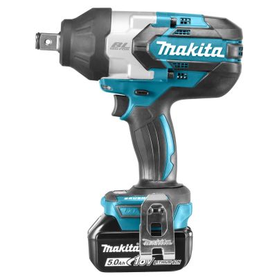 3. Makita DTW1001RTJ Powered Wrench 2200 RPM 1050 N m Black, Blue 18 V