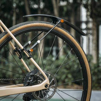 12. Wozinsky WBR-01 universal adjustable bicycle fender - black