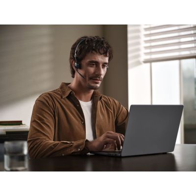 18. Shokz OpenMeet mic-ANC USB-C wireless bone conduction headphones + USB-A adapter black