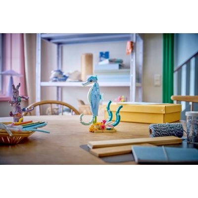 10. LEGO Creator 31385 Sea Creatures: Beautiful Dolphins