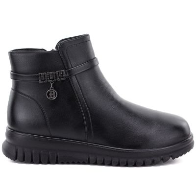 2. Comfortable women's ankle boots with a wedge, black Potocki PT16397