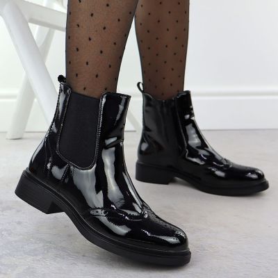 32. Women's black worker boots with socks Sabatina