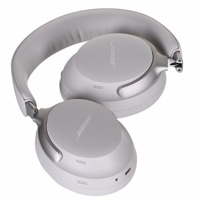 16. Bose QC Ultra white headphones