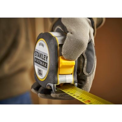 7. Stanley FMHT38232-0 10m Tape Measure Black, Yellow