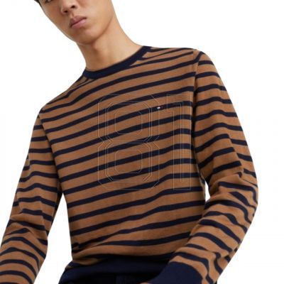 8. Tommy Hilfiger Fine Gauge Merino Tipped C Neck Sweater M MW0MW25410