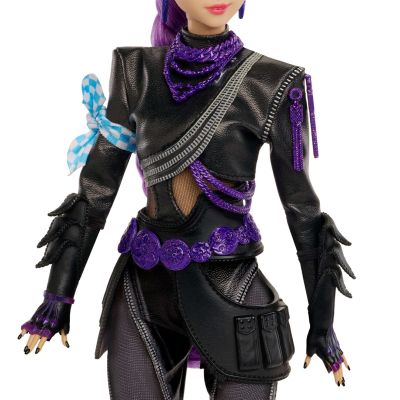 3. Mattel JRW19 doll