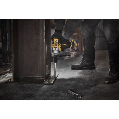 9. DeWALT DCF961NT-XJ Cordless Screwdriver/Impact Wrench 1200 RPM