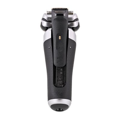 16. Braun Series 9 Pro 9577CC shaver