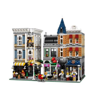 2. LEGO Creator Expert 10255 - Assembly Square
