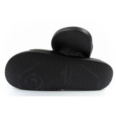 9. Lacoste men's sports shoes Serve Slide 0.0 comfortable fashionable