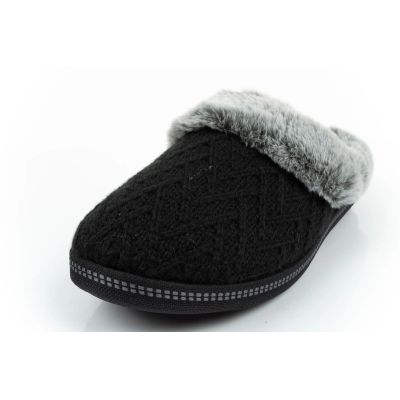 31. Skechers W 167225/BLK Slippers
