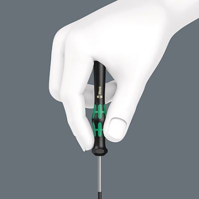 8. FOAM INSERT WITH SCREWDRIVERS FOR TORX SCREWS AND BOLTS 14PCS