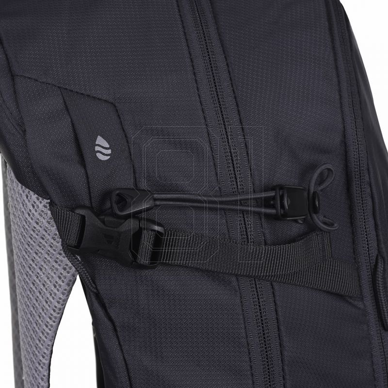 16. Deuter Futura 21 SL 340002144090 hiking backpack
