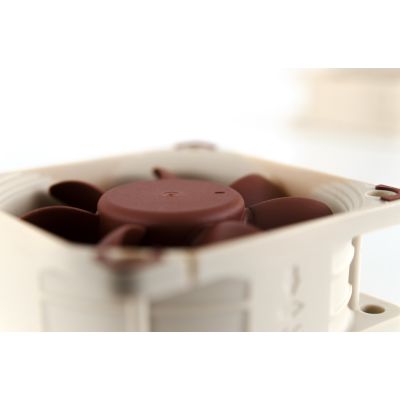 6. NOCTUA NF-A6x25 60x25 mm PWM 5V fan