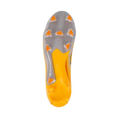 6. New Balance Furon Pro V9 FG NBUF2F6ZW Football Boots