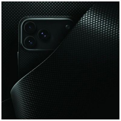 7. Uniq Keva EDGE Magclick Charging Case for iPhone 18 Pro Max / 17 Pro Max - Black
