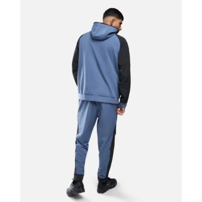 3. Puma Tech Woven men's sports sweatshirt with a zipper and a comfortable hood
