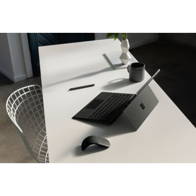 8. Microsoft Surface Arc Maus - Black - Commercial