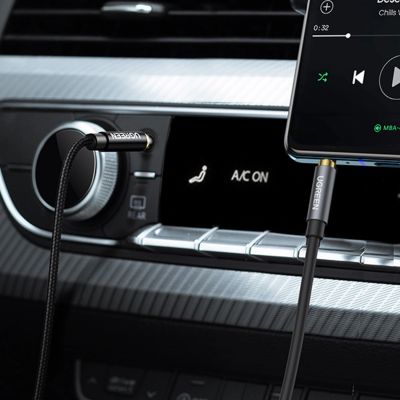 13. Ugreen AV118 10595 cable 3.5 mm mini jack (male) / 3.5 mm mini jack (female) 3m - silver