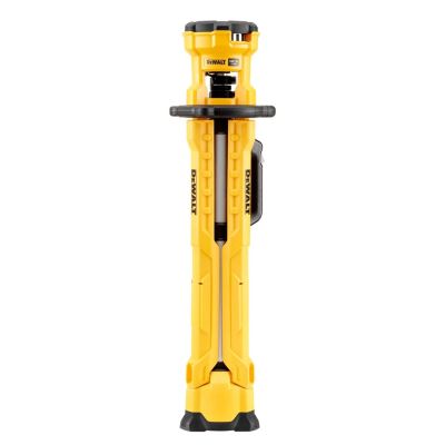 3. DeWalt DCL079-XJ Telescopic Tripod Lamp (3000 lm; Warm White)