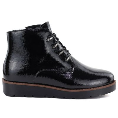2. Women's black patent leather wedge ankle boots Potocki Z25-JE19360