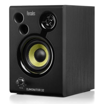 3. Hercules DJMonitor 32 Black Wired 30 W