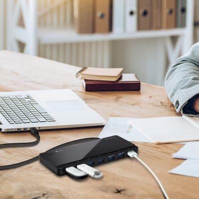 4. TP-LINK UH700 Hub (7x USB 3.0; black)