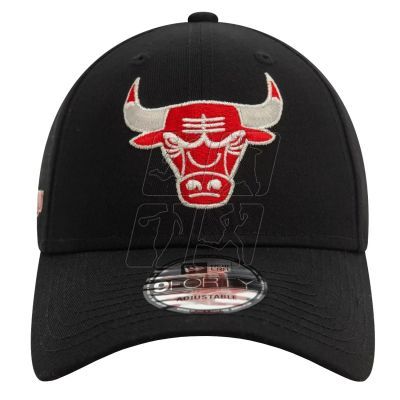 2. New Era 9FORTY Chicago Bulls Metallic NBA Cap 60580841