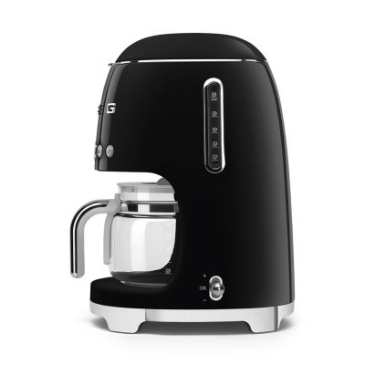 2. SMEG DCF02BLEU drip coffee maker